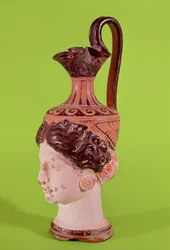 Rhyton in Form eines Frauenkopfes, 3.-2. Jahrhundert v. Chr.